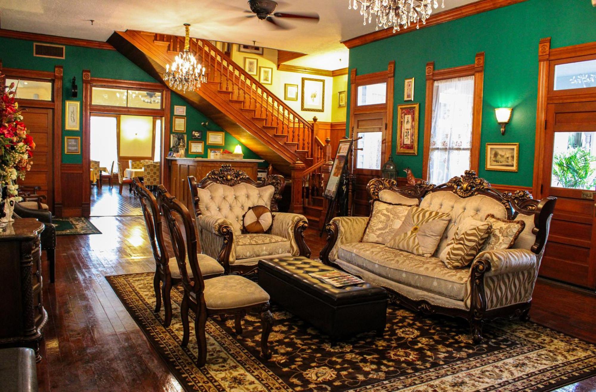 Woodbine Inn And Restaurant Madisonville Buitenkant foto